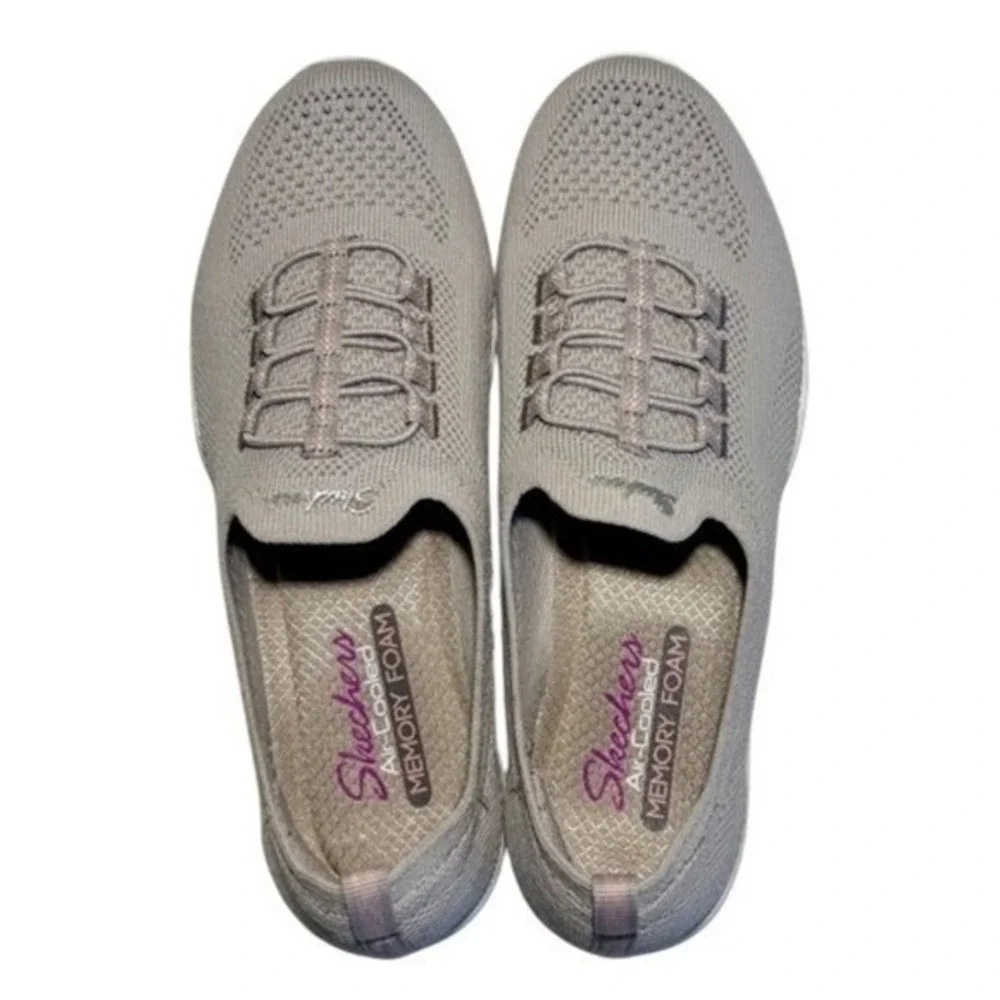 Skechers Slip On Sneakers Memory Foam Walking Shoes Travel Comfort Sketchers 7.5
